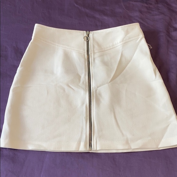 Forever 21 white skirt - Picture 1 of 3